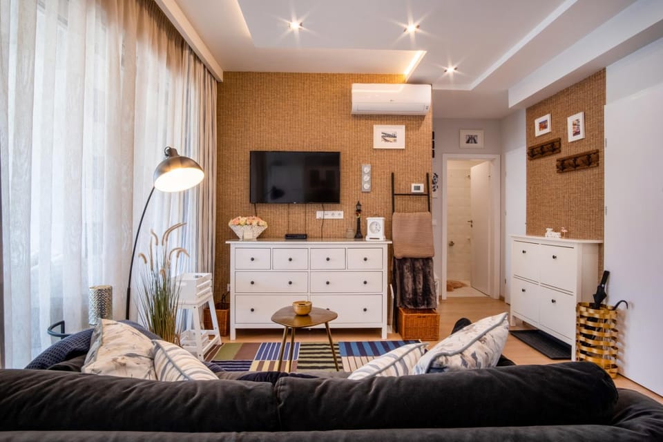 TV and multimedia, Living room, Photo of the whole room