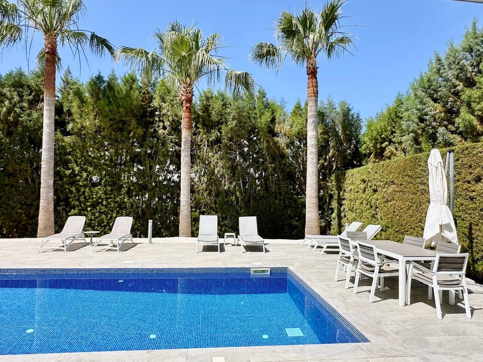 Luxury villa Roma near the beach Villa in Peyia