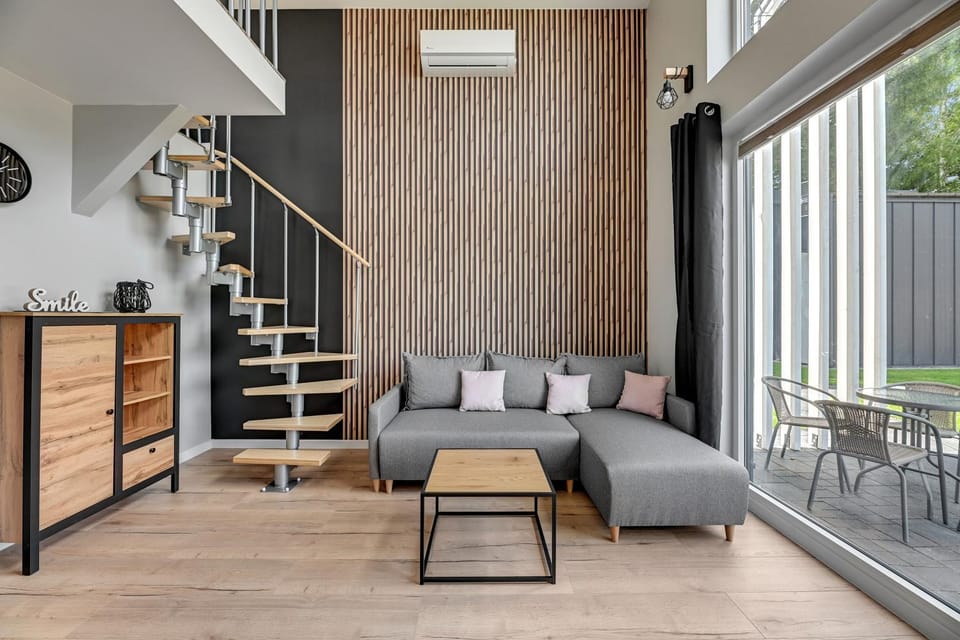 View (from property/room), Living room, Seating area