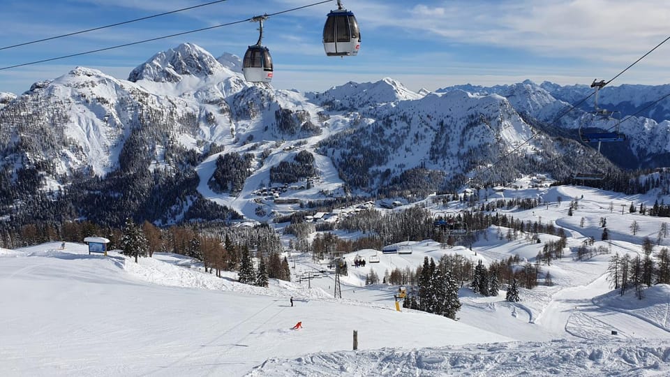 Winter, Skiing