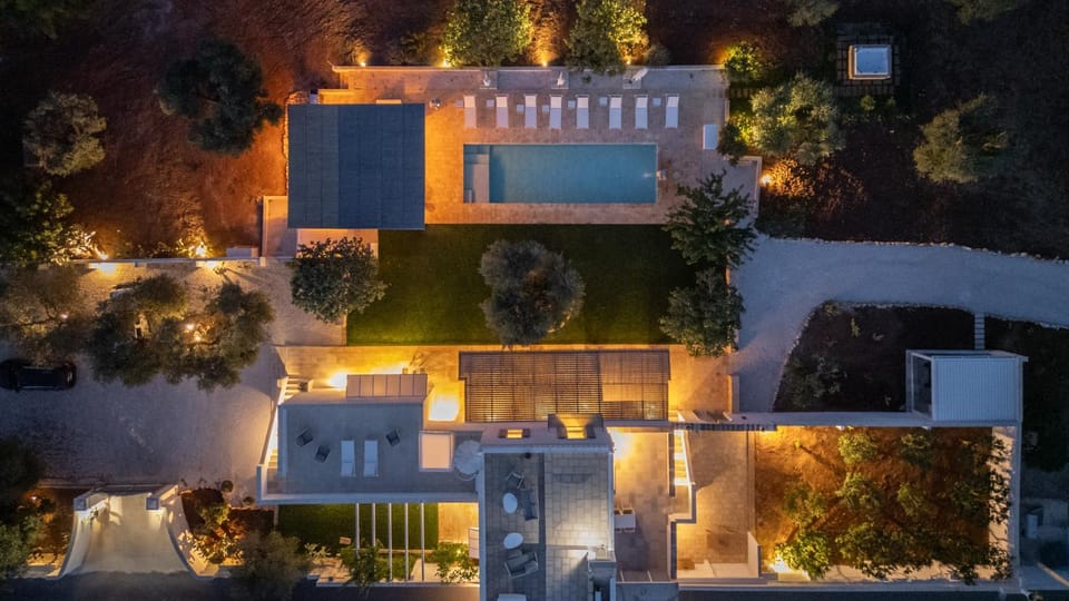 Property building, Night, Garden, Garden view, Pool view, Swimming pool