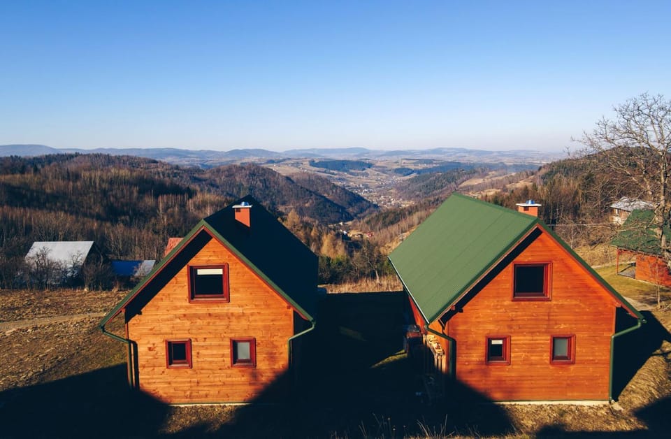 Property building, Neighbourhood, Mountain view