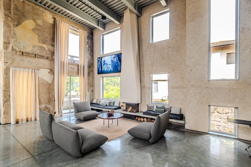 Living room, fireplace