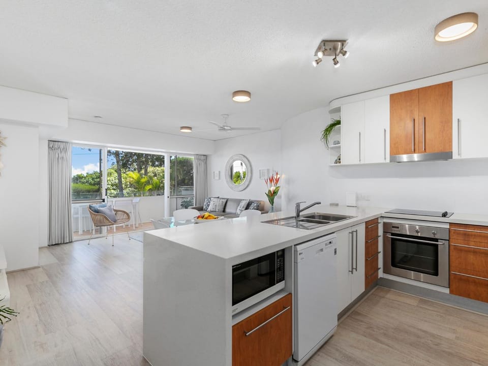 Balcony/Terrace, Kitchen or kitchenette, Living room, Dining area