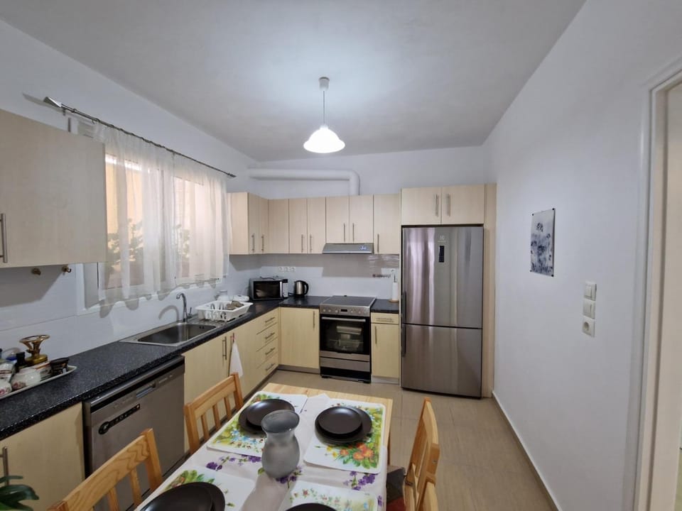 LiriKa's airport house Apartment in East Attica Regional Unit, Greece