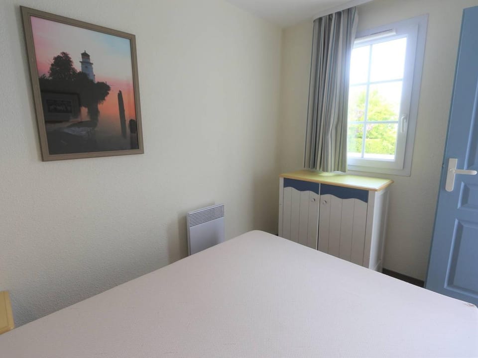 Fouesnant, Appartement avec piscine chauffée, plage à pied - FR-1-481-83 Apartment in Fouesnant