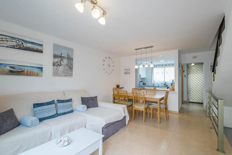GuestReady - Costa Antigua 6pax Bed and Breakfast in Maxorata