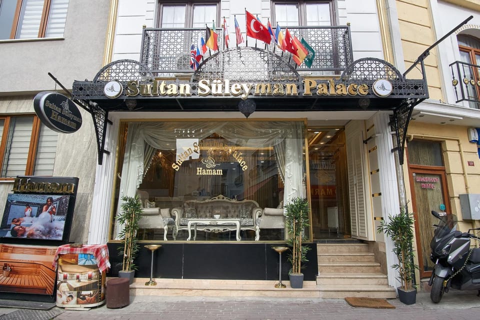 Property building, Facade/entrance, Property logo or sign, City view