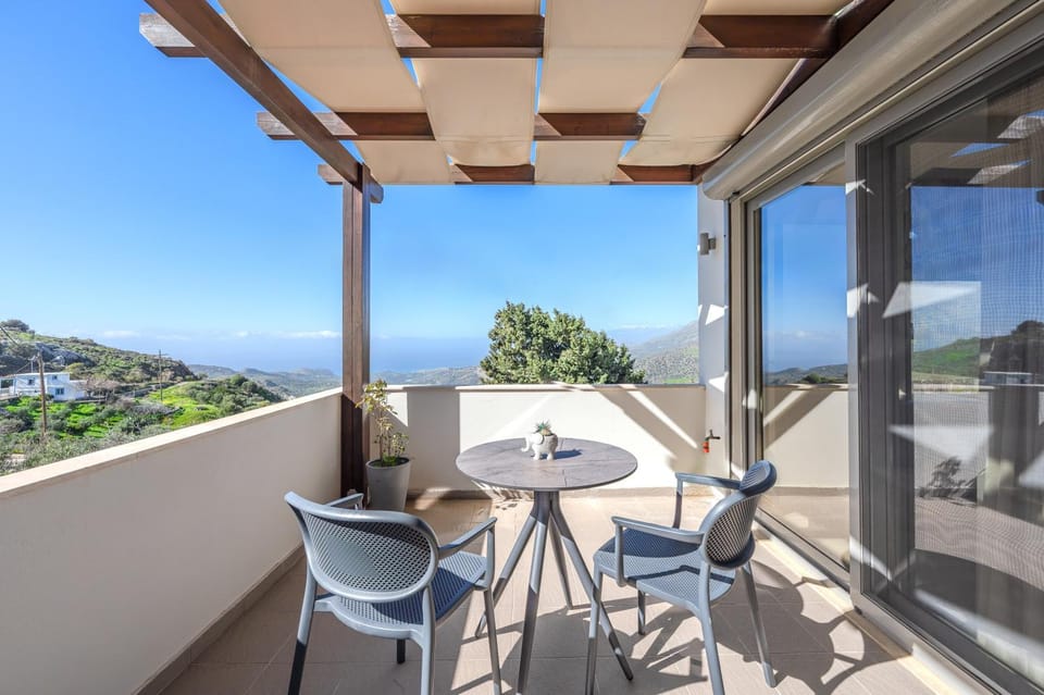 View (from property/room), Balcony/Terrace