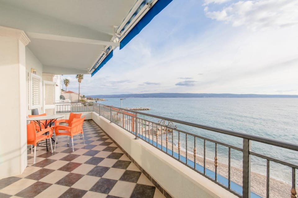 Balcony/Terrace, Balcony/Terrace, Beach, Sea view