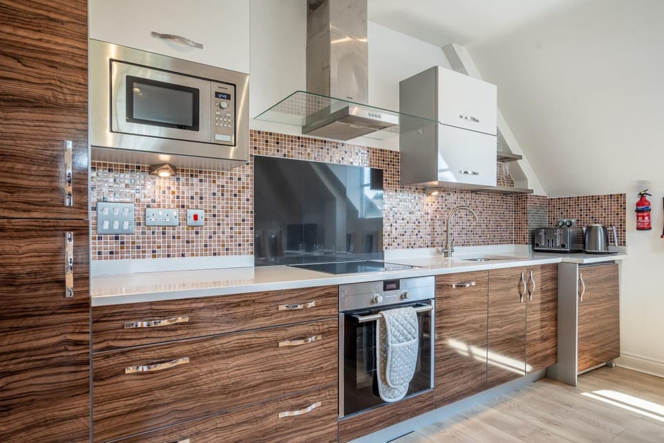 microwave, oven, toaster, kitchen