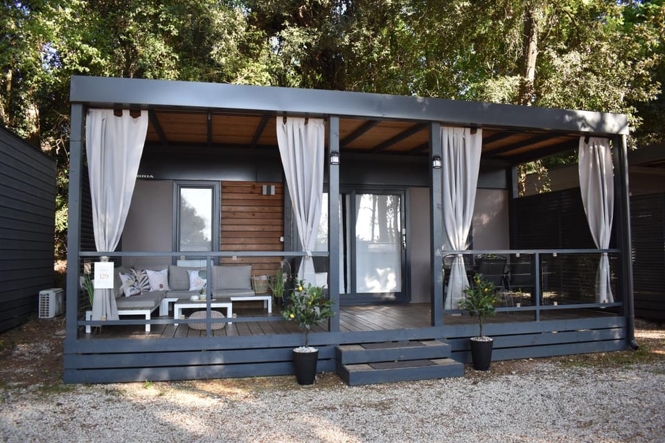Perla - Lux Mobile Homes Campground/ 
RV Resort in Rovinj