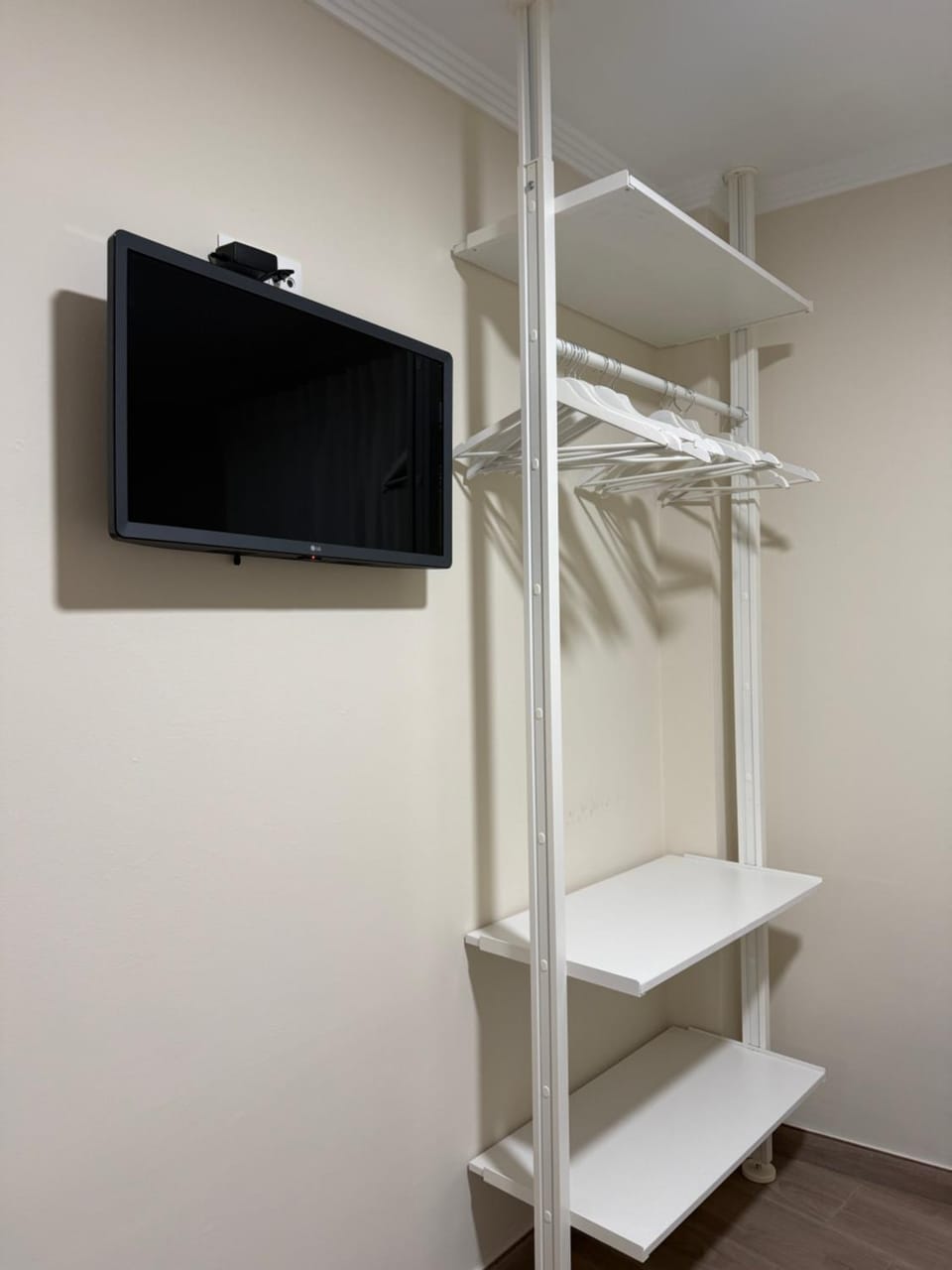 TV and multimedia, wardrobe