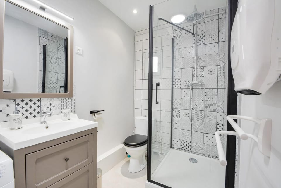 Bathroom, Other