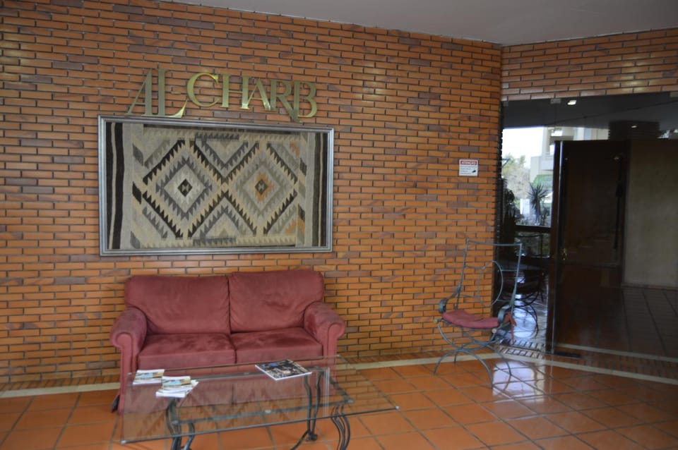Apartamento próximo da Marina Vilamoura c/piscina e estacionamento Apartment in Quarteira