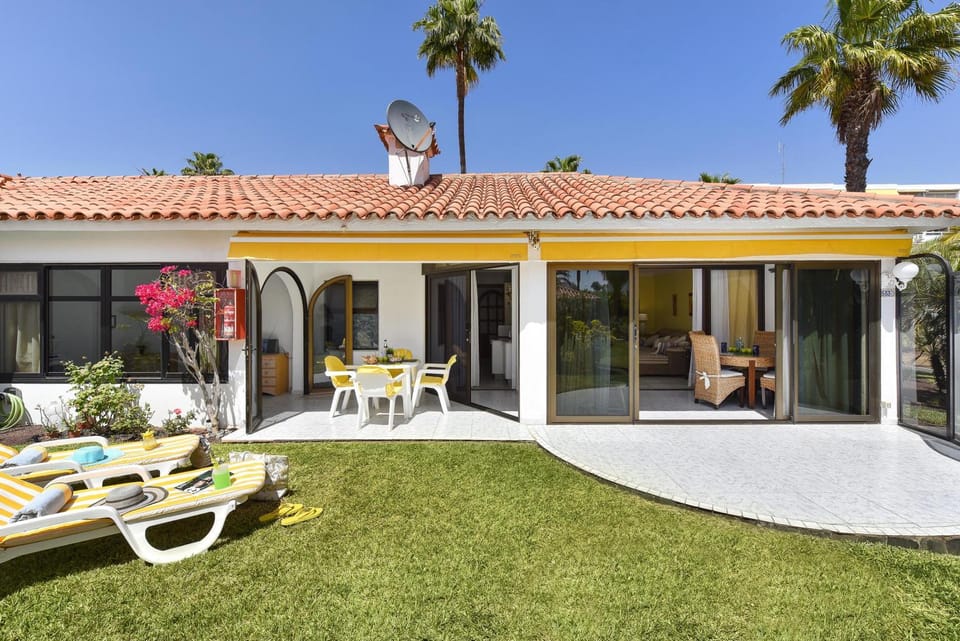 Patio, Garden, Solarium, Balcony/Terrace