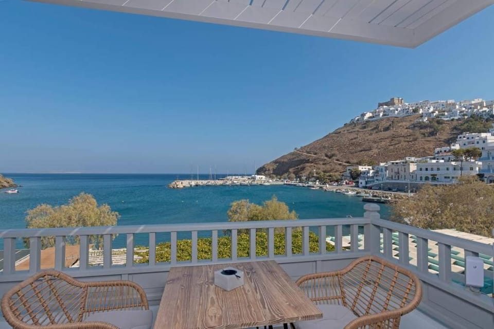 Nearby landmark, Day, Natural landscape, View (from property/room), Balcony/Terrace, Balcony/Terrace, Landmark view, Sea view