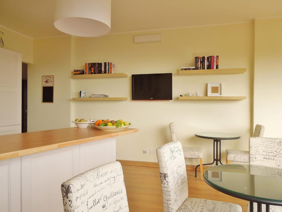 Communal lounge/ TV room, Lounge or bar