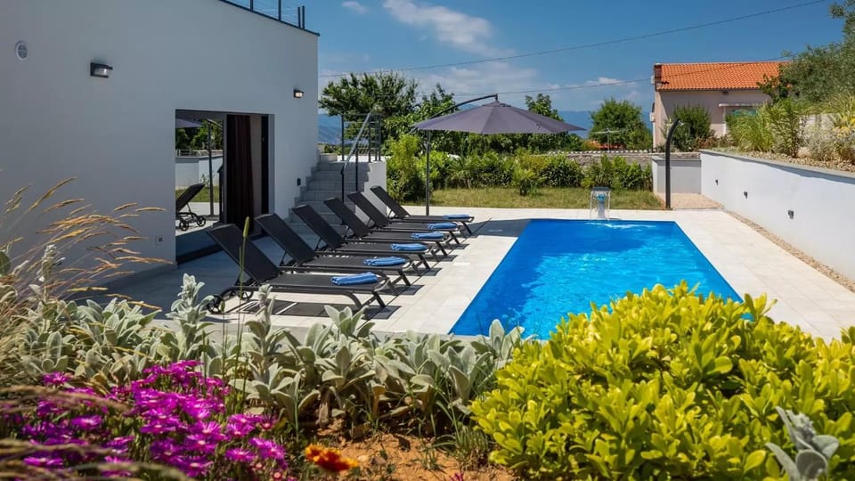 Garden, Garden view, Garden view, Pool view, Swimming pool