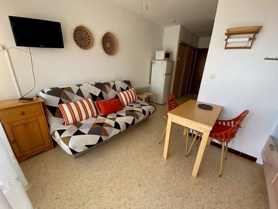 Appartement cosy proche des Thermes avec balcon, animaux admis - FR-1-503-46 Apartment in Balaruc-les-Bains