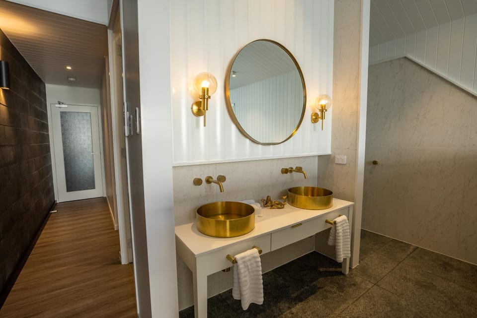 Dacha on Maggie No#1 OPULENT AND LUXURIOUS House in Queensland