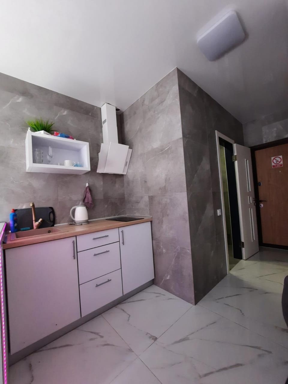 Апартаменты люкс для двоих метро Академика Павлова, метро Барабашова Apartment in Kharkiv