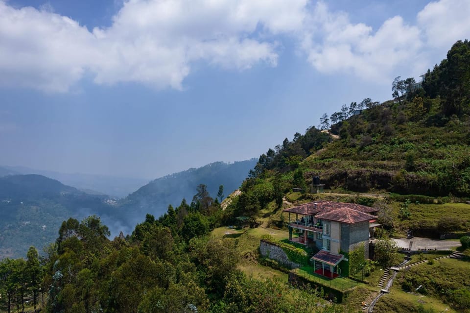 Property building, Day, Mountain view