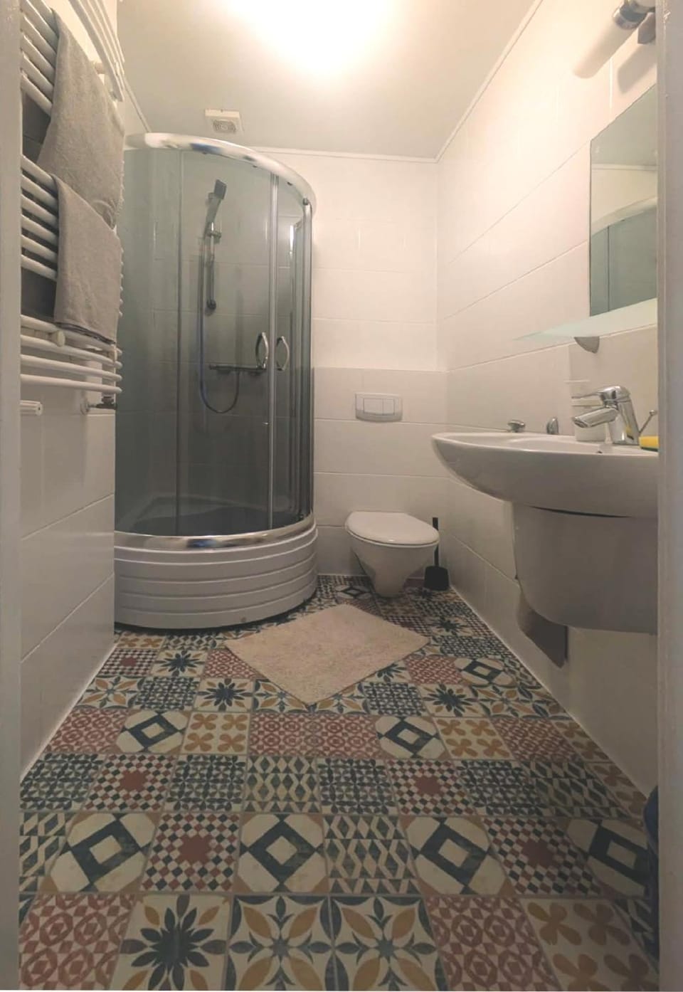 Shower, Toilet, Bathroom