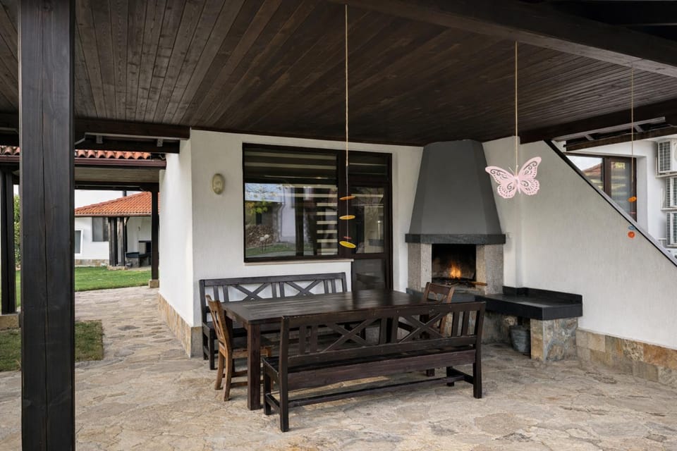 BBQ facilities, Balcony/Terrace