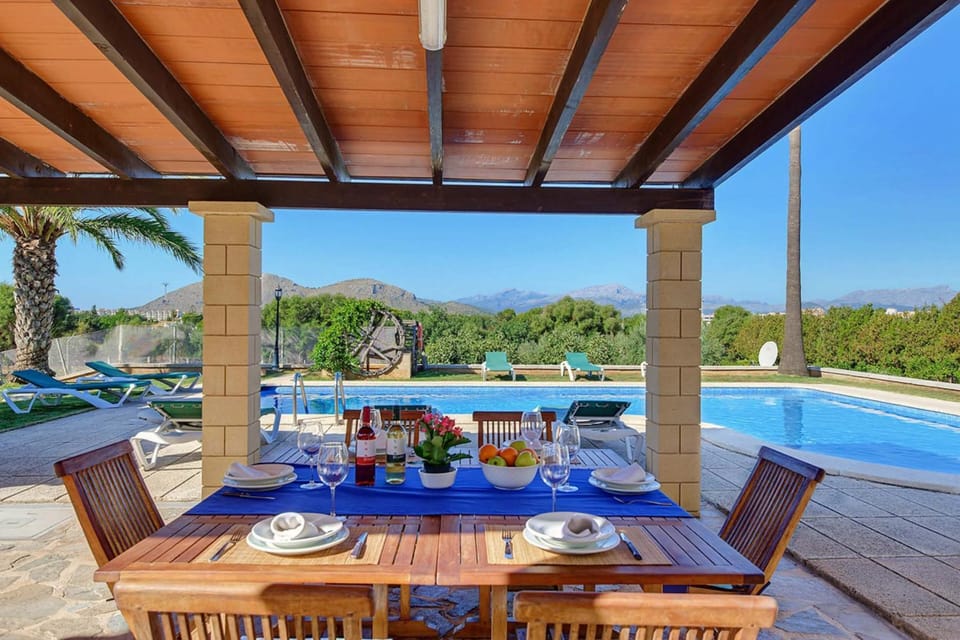 Balcony/Terrace, Pool view, Swimming pool, sunbed