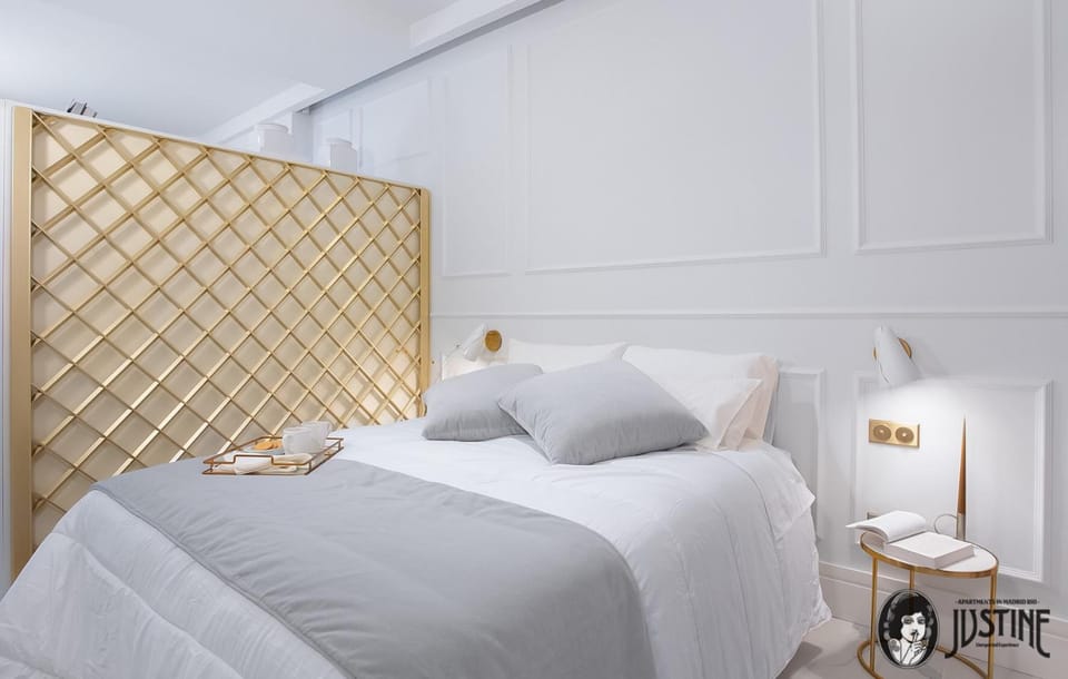 Bed, Decorative detail, Bedroom