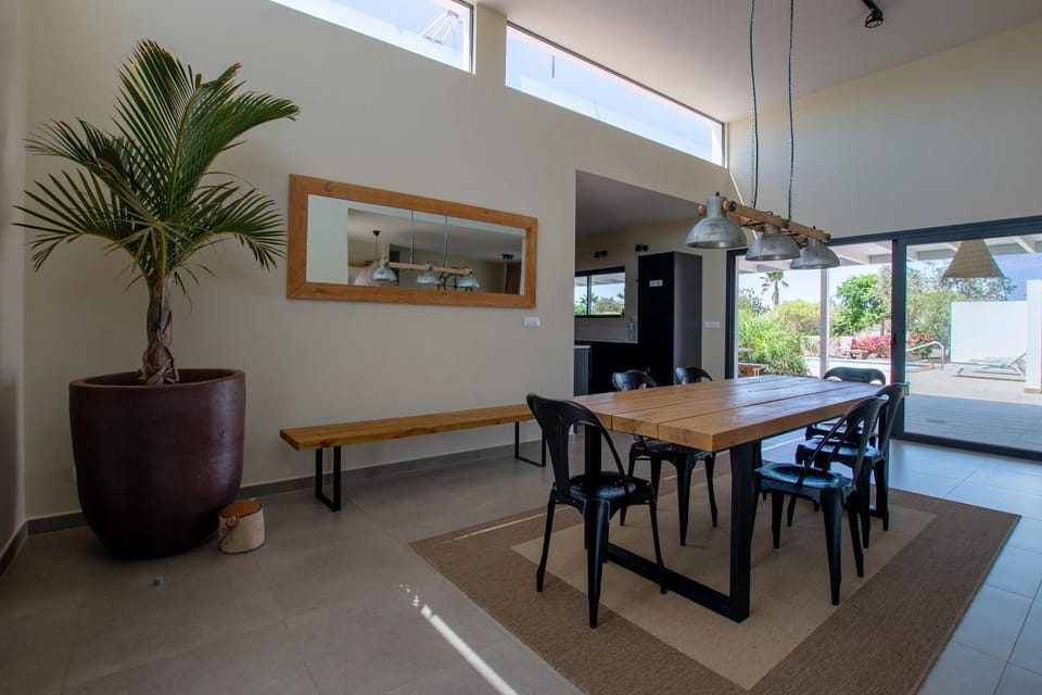 Dining area, Dinner