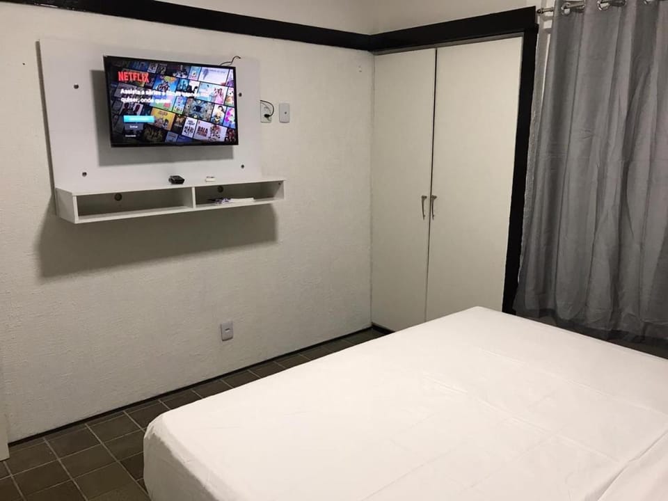 TV and multimedia, Bedroom, wardrobe