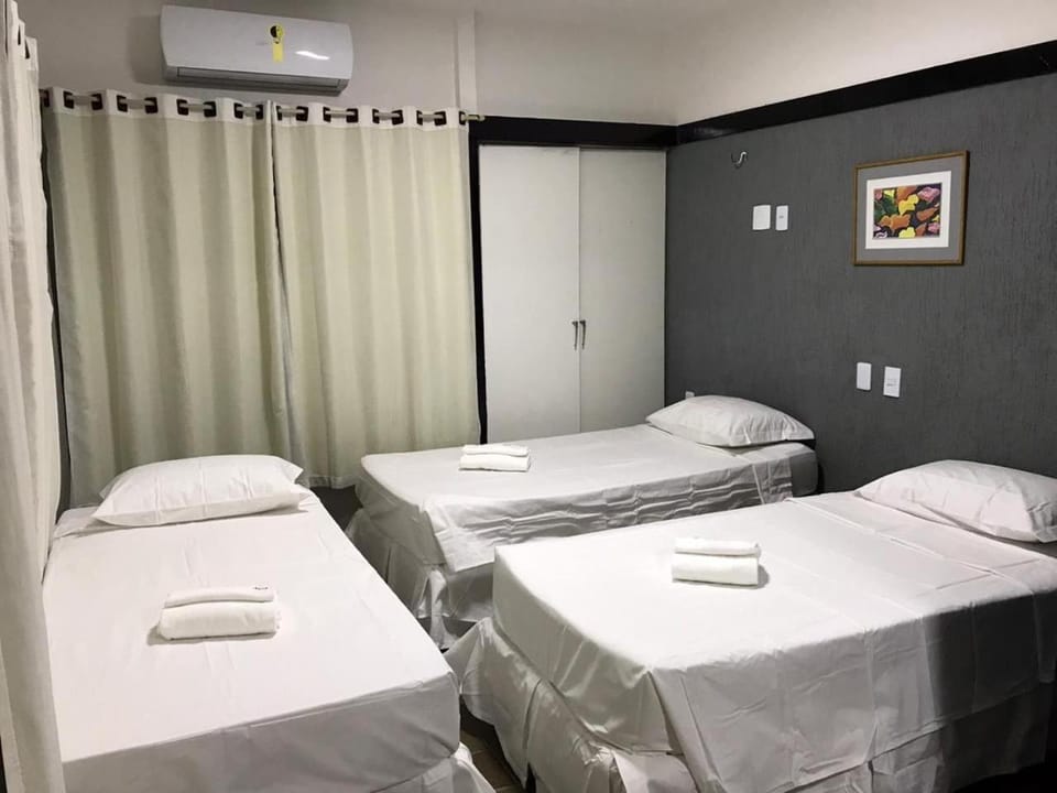 Bed, Bedroom, air conditioner
