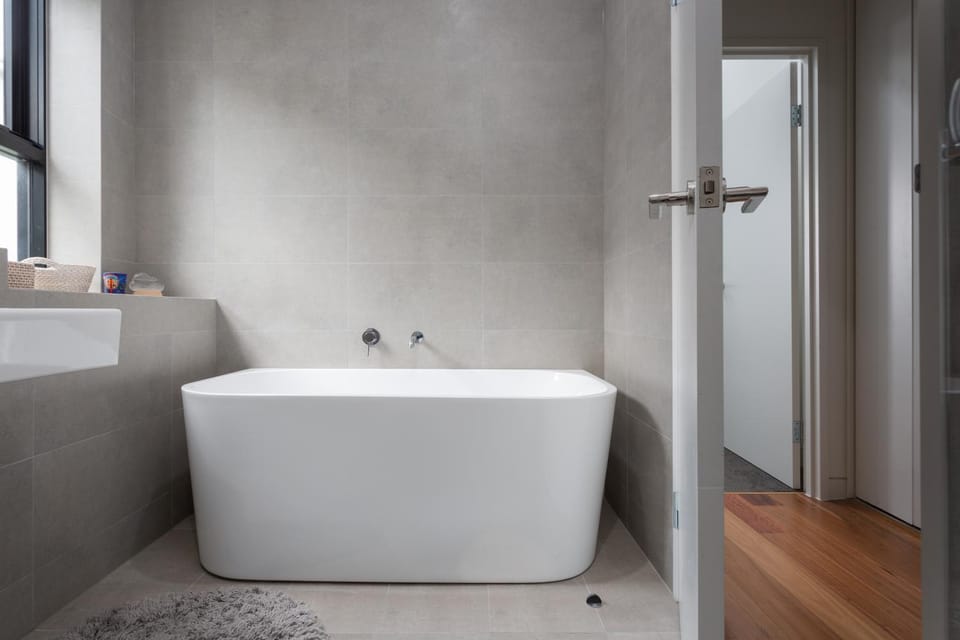 Bathroom, Bath