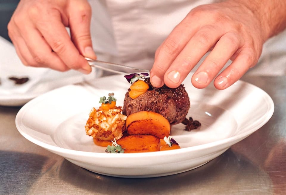Restaurant/places to eat, Food