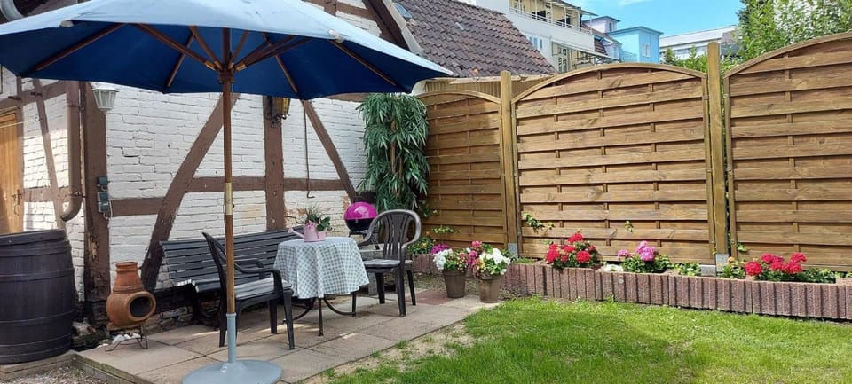 Patio, Garden