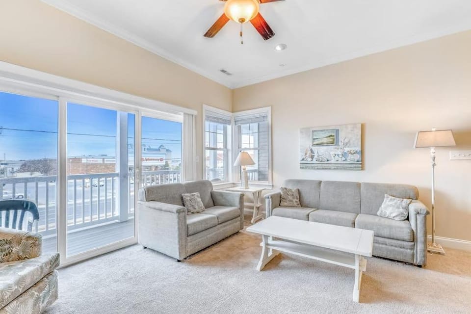 Sunburst 110 House in Ocean City