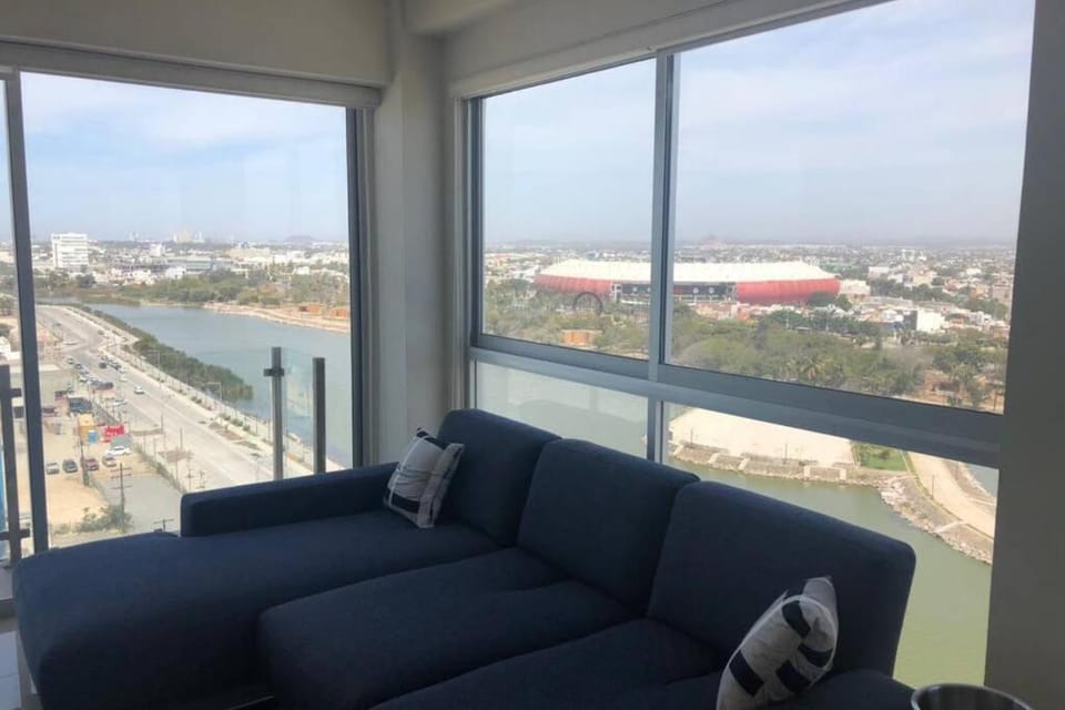 Living room, City view, Sea view, Street view