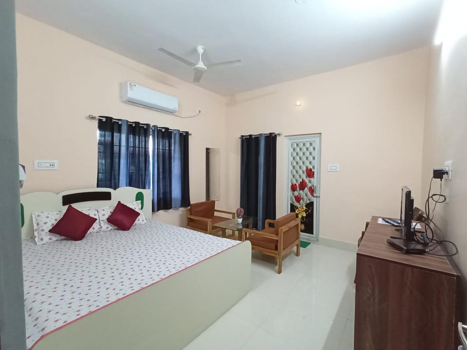 Photo of the whole room