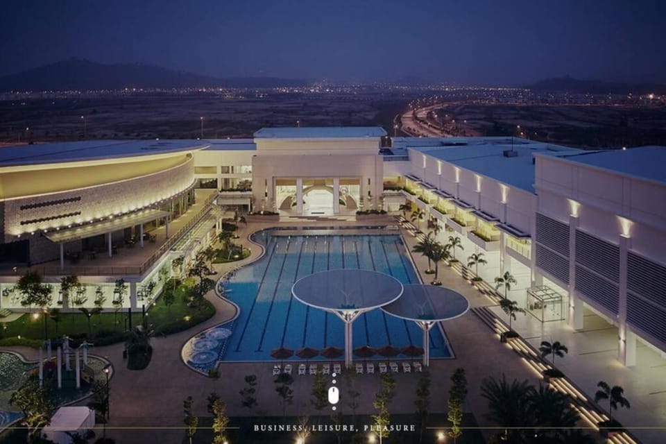 Swimming pool, Entertainment