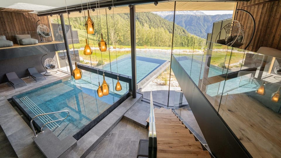 Spa and wellness centre/facilities, Swimming pool