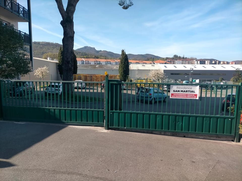 URRUGNE BEHOBIe Apartment in Hendaye