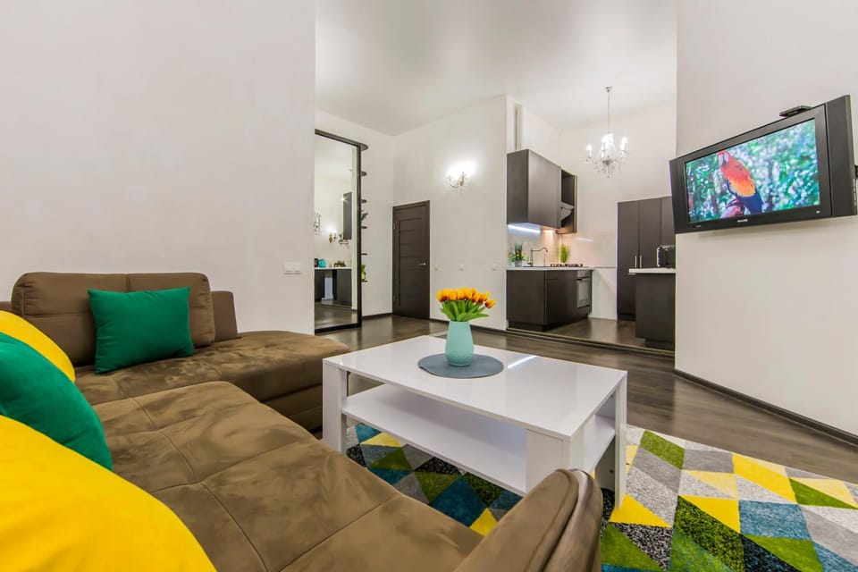 Kitchen or kitchenette, Living room
