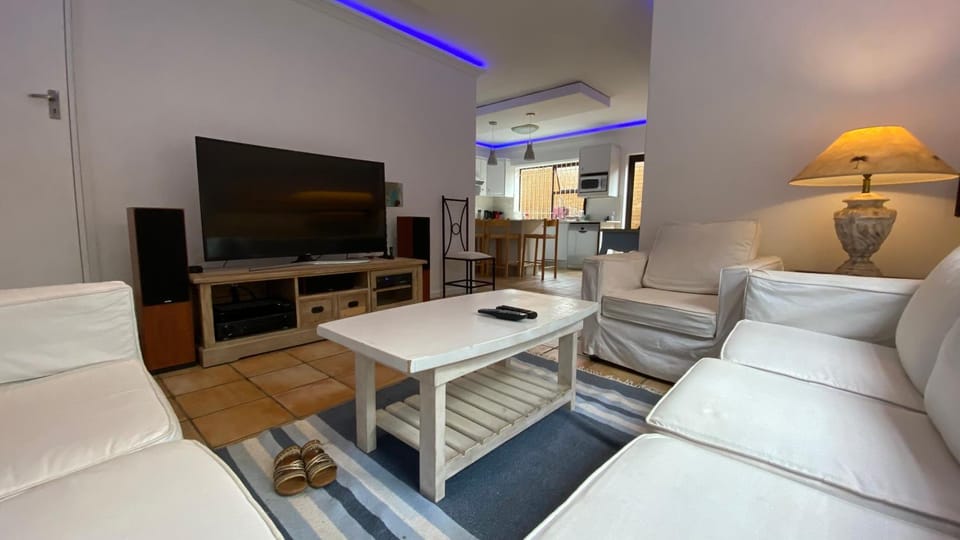 Charming Sea Side Sun Apartment Apartment in Western Cape