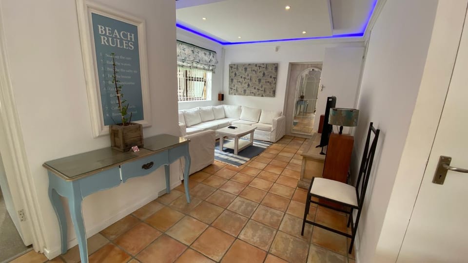 Charming Sea Side Sun Apartment Apartment in Western Cape