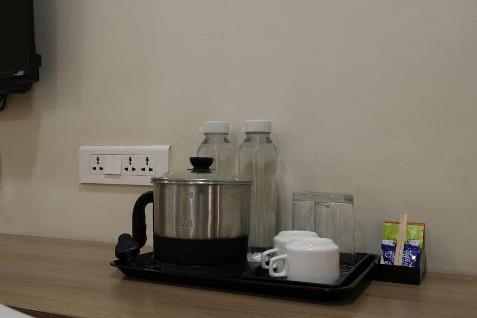 SwanSuites Gachibowli Hotel in Hyderabad