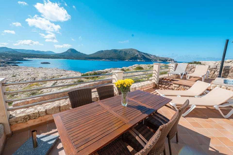 Cala Agulla 1 Apartment in Llevant