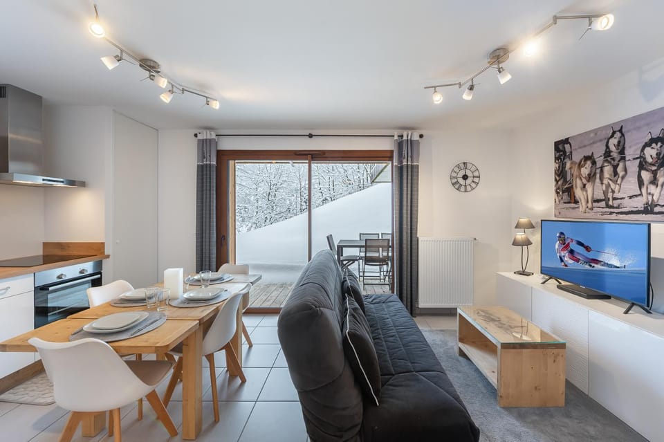Les Loges Blanches - Apt B103 - BO Immobilier - Châtel Multipass été 2026 en Été en option au tarif de 4euros par jour et par personne Apartment in Châtel