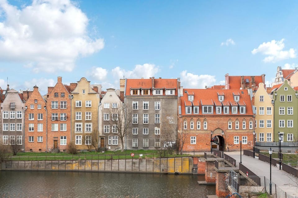 Neighbourhood, City view
